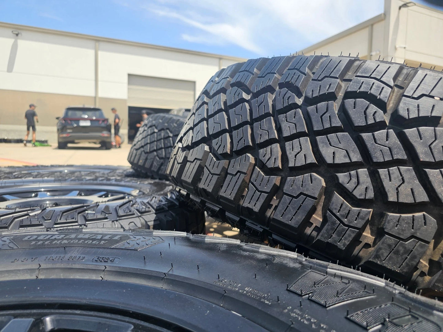 18" AEV SALTA GMC Sierra AT4X Chevy Silverado OEM rims wheels GOODYEAR