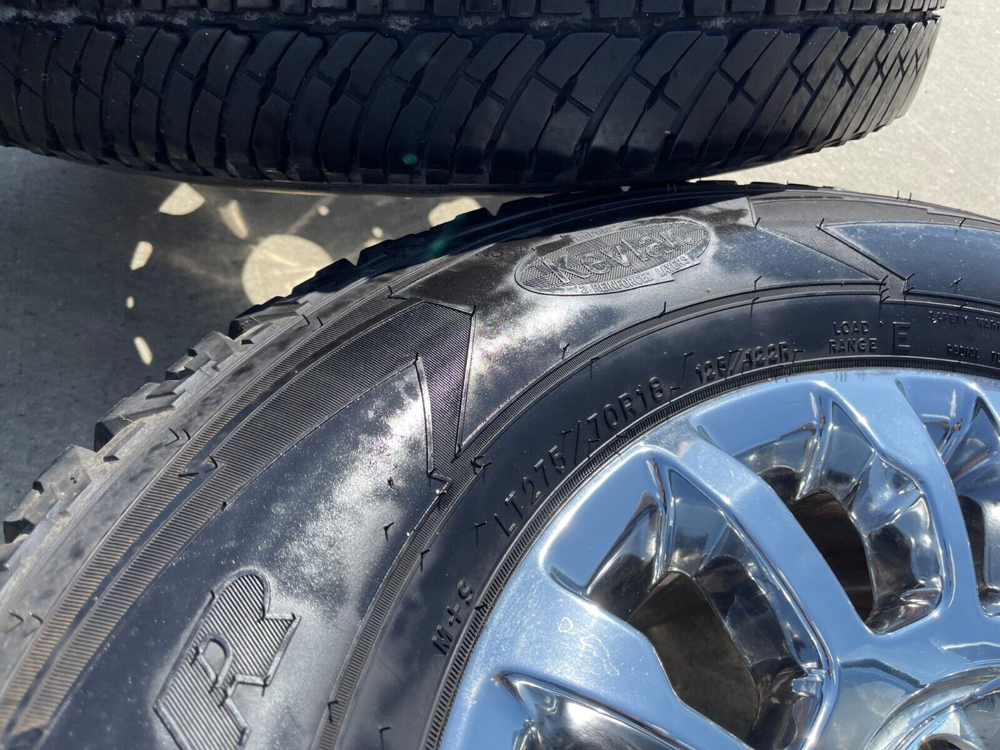 18" Ford F-250 F-350 OEM rims wheels 10290 chrome tires