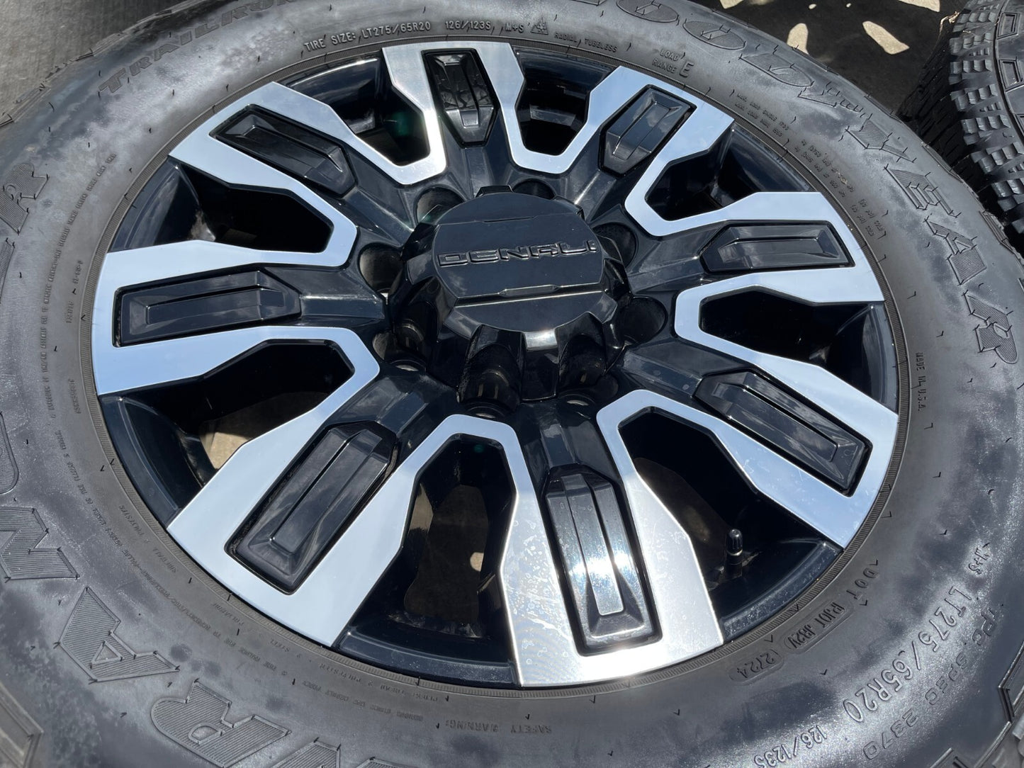 20" GMC Sierra DENALI 2500 3500 OEM wheels rims 5958 Chevy Silverado
