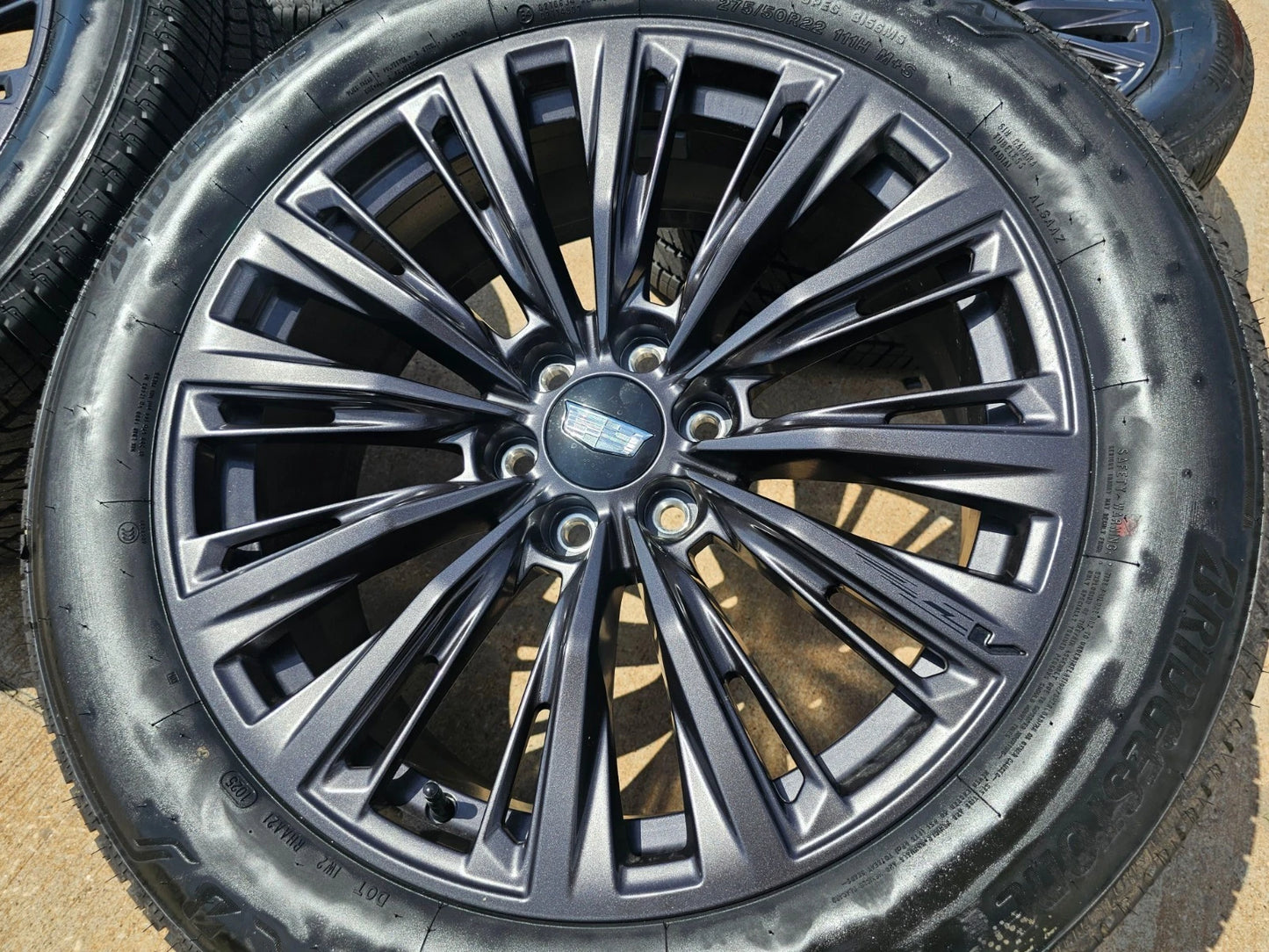 22" Cadillac Escalade V V600 Platinum OEM ORIGINAL wheels rims 2025 2026 NEW