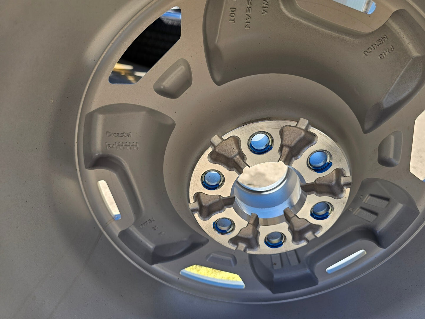 17" Nissan Frontier OEM Retro Hardbody Edition 62783 wheel rim 2024 2025 NEW