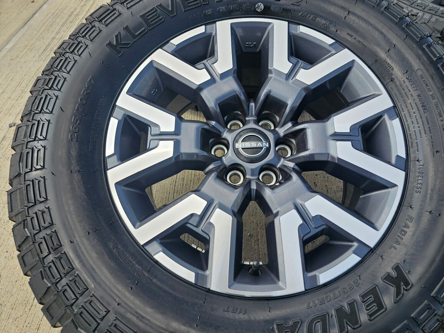 17" Nissan Frontier OEM Desert Runner 62832 wheels rims tires 2023 2024 2025 NEW