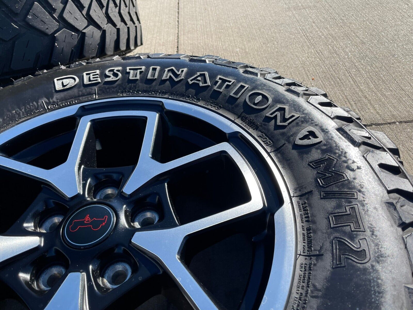 17" Jeep Wrangler Rubicon OEM wheels rims Gladiator tires 2023 2024 2025