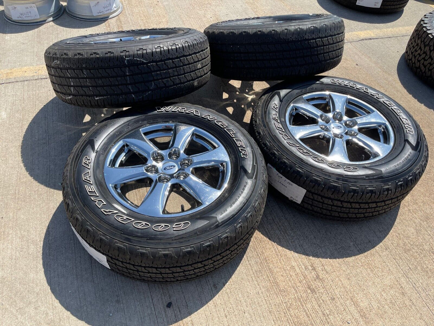 18" Ford F-150 Lariat CHROME OEM rims wheels 10168 Expedition tires