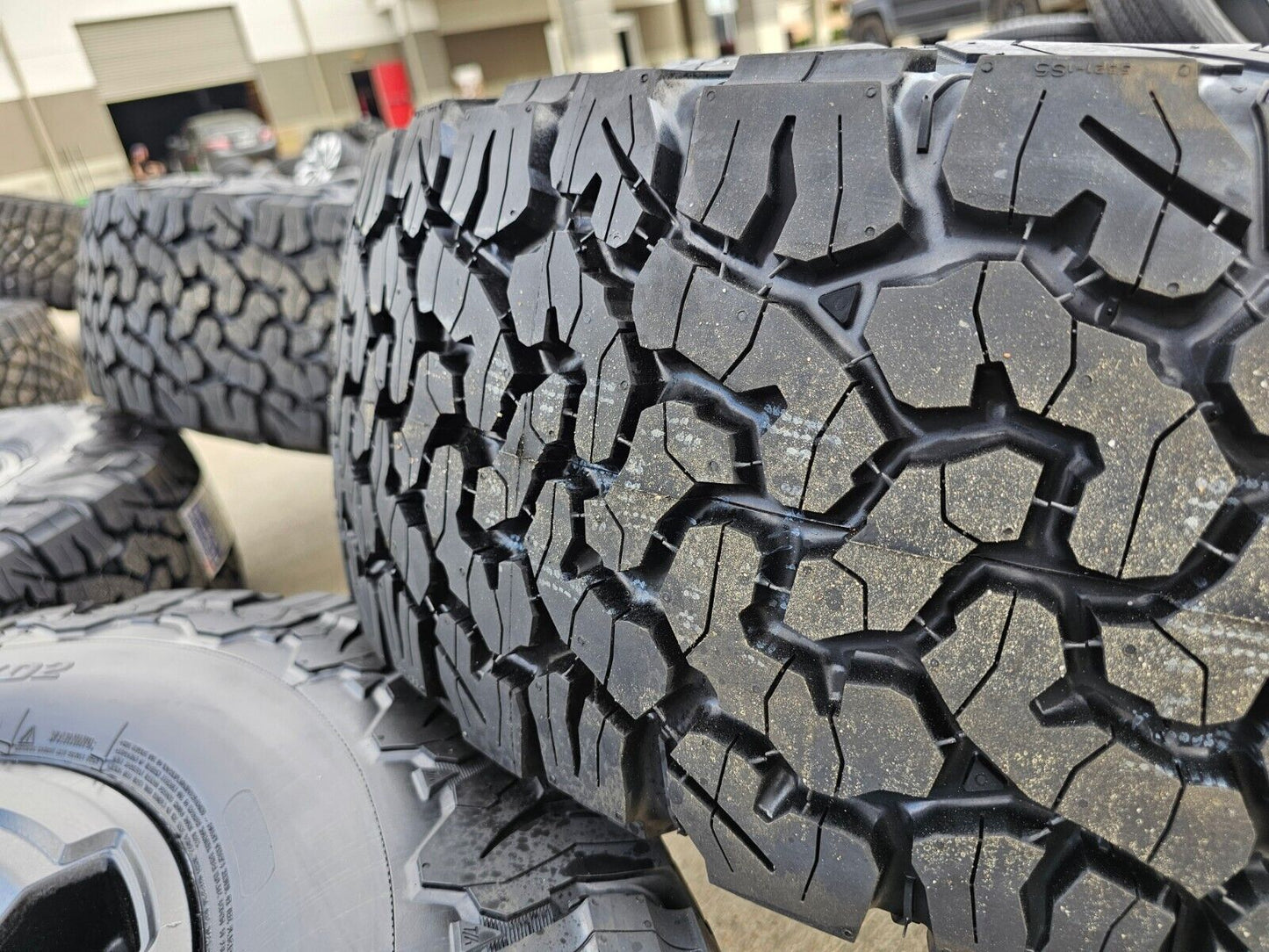 18" Ford F-250 F-350 OEM TREMOR rims wheels 10482 BFG 33" tires 2024 2025 NEW