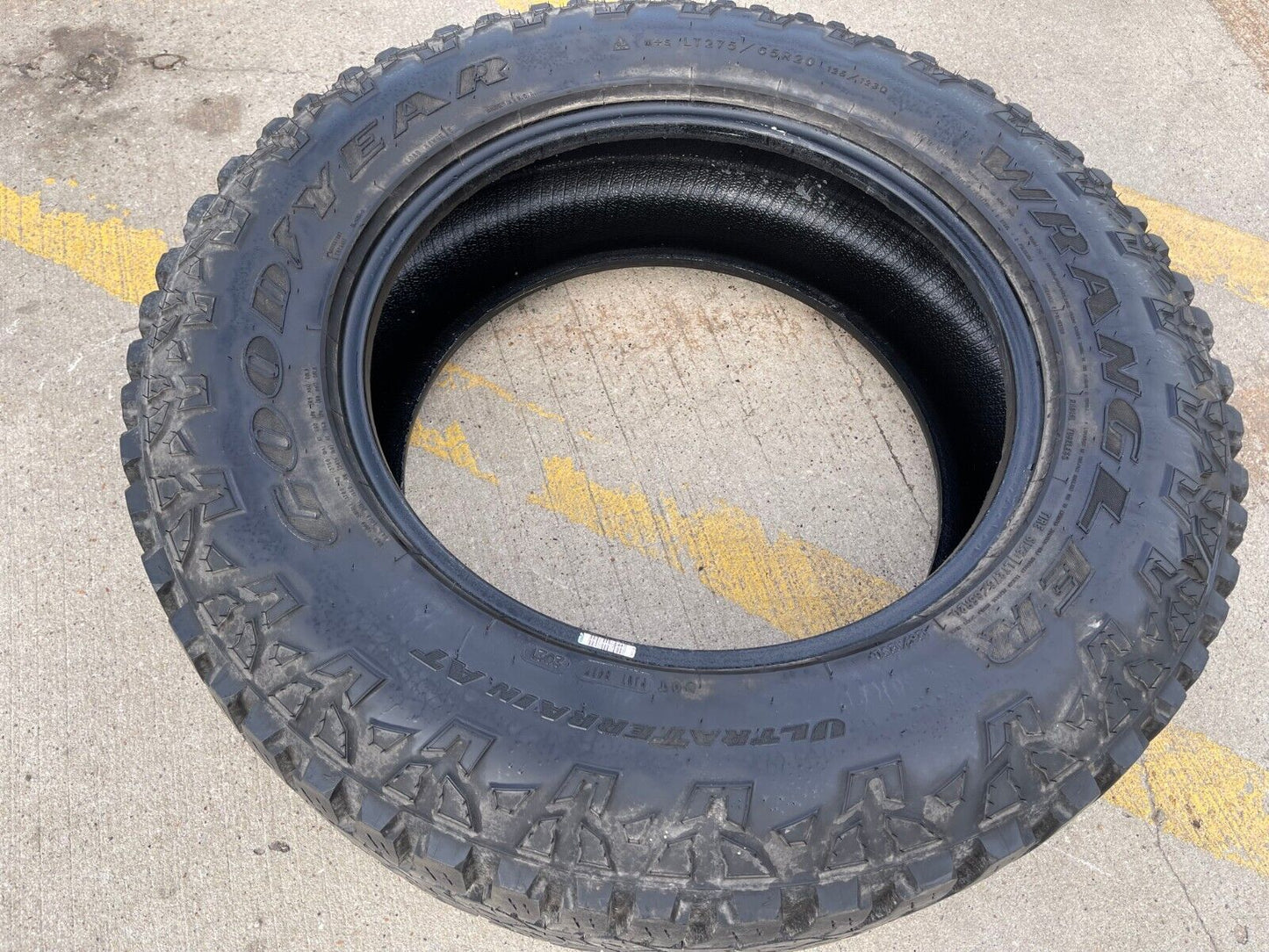(1) 275/65/20 Goodyear Wrangler Ultra Terrain A/T tire LT 10 ply load range E