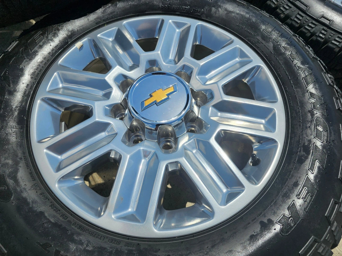 20" Chevy Silverado High Country LTZ 2500 3500 OEM wheels rims tires
