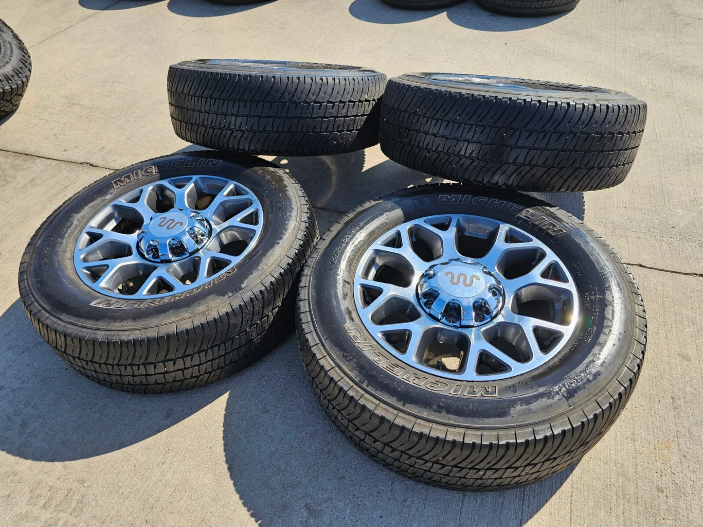 20" Ford F-250 F-350 OEM King Ranch Lariat wheels rims 10292 10293 tires
