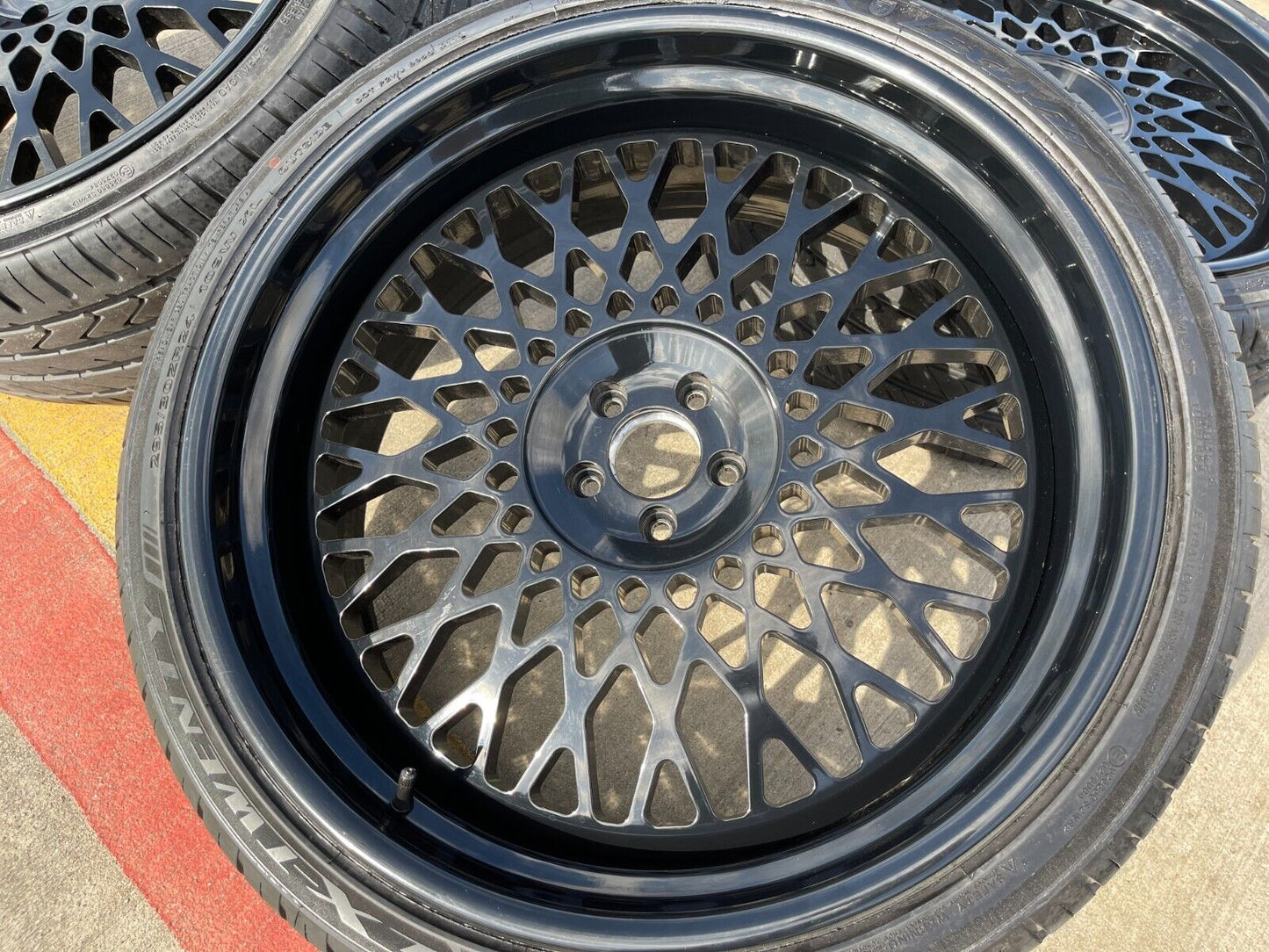 24x9 FORGIATO Rolls Royce Cullinan Phantom wheels rims tires black 5x112