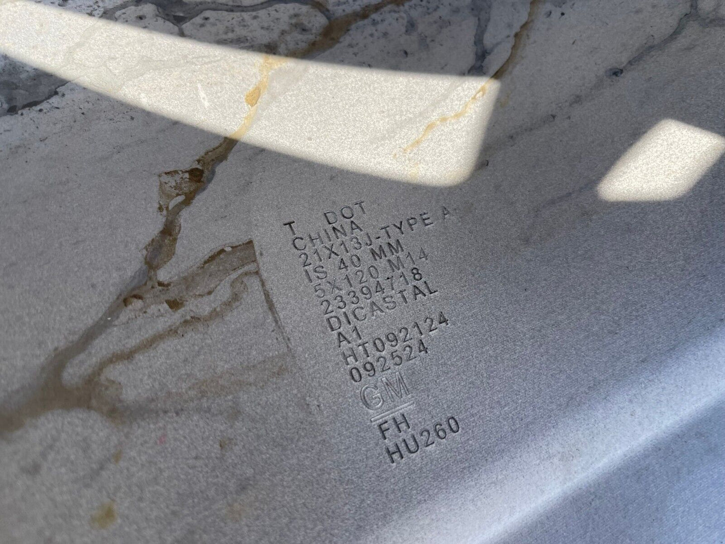 20" + 21" Chevy Corvette ZR1 C8 OEM wheels rims 95580 95581 tires 2023 2024 2025