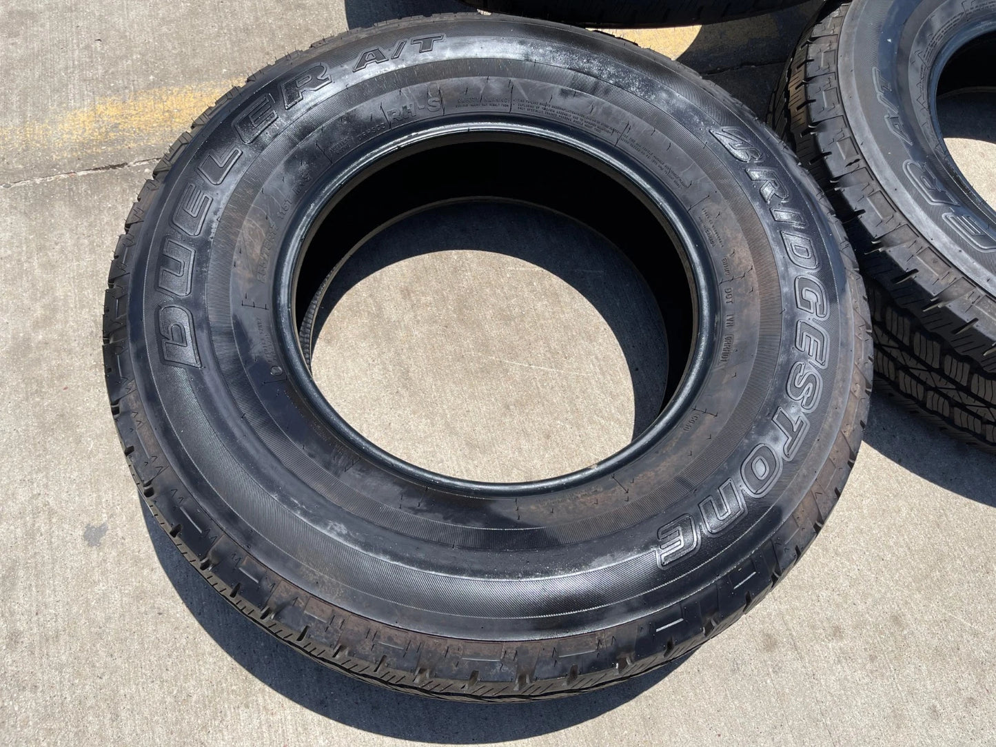 (5) 255/75/17 Bridgestone Dueler A/T tires Jeep Wrangler Ford Bronco