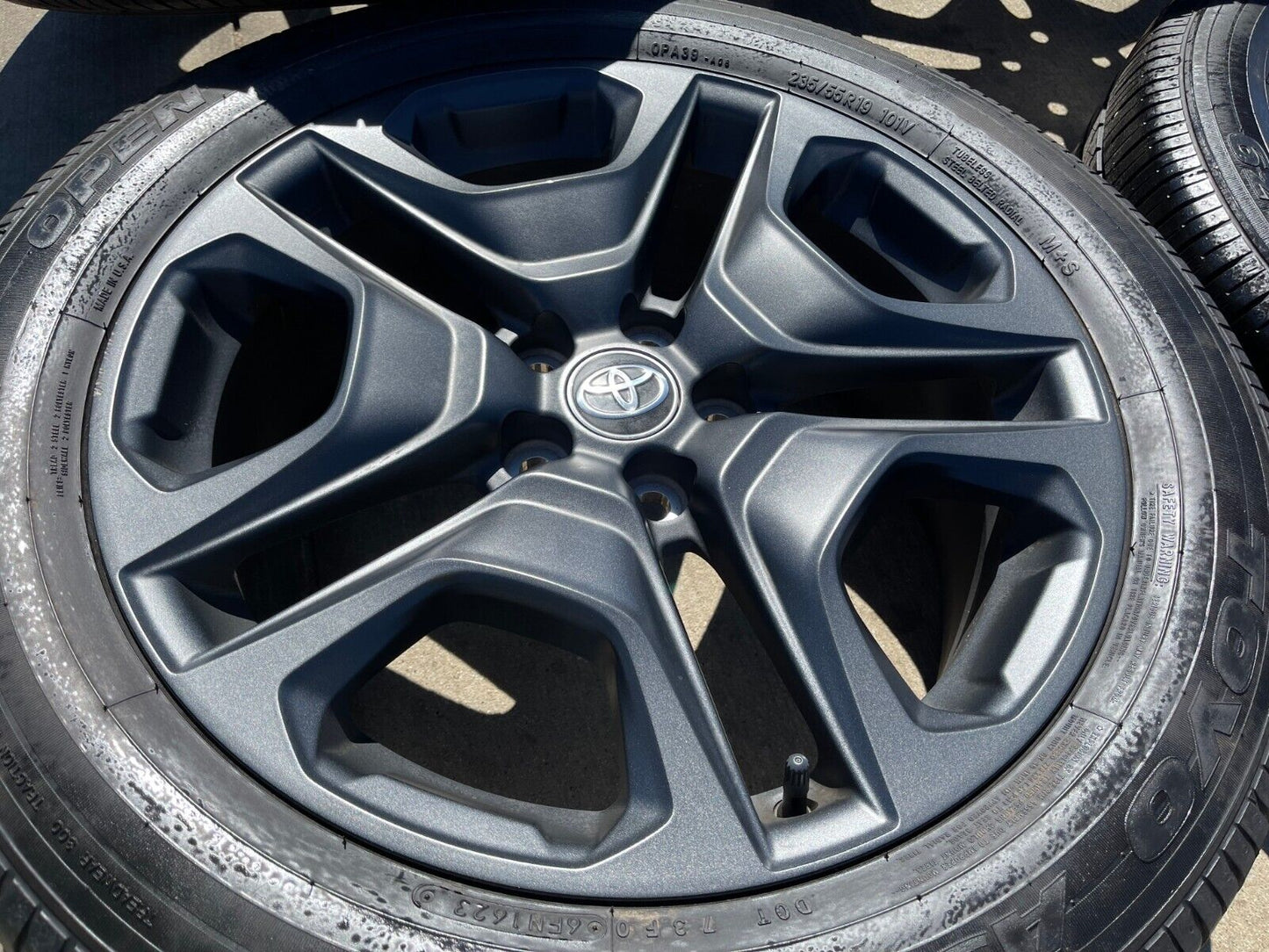 19" Toyota Rav4 Premium OEM wheels rims 75243 Highlander 2022 2023 2024 2025