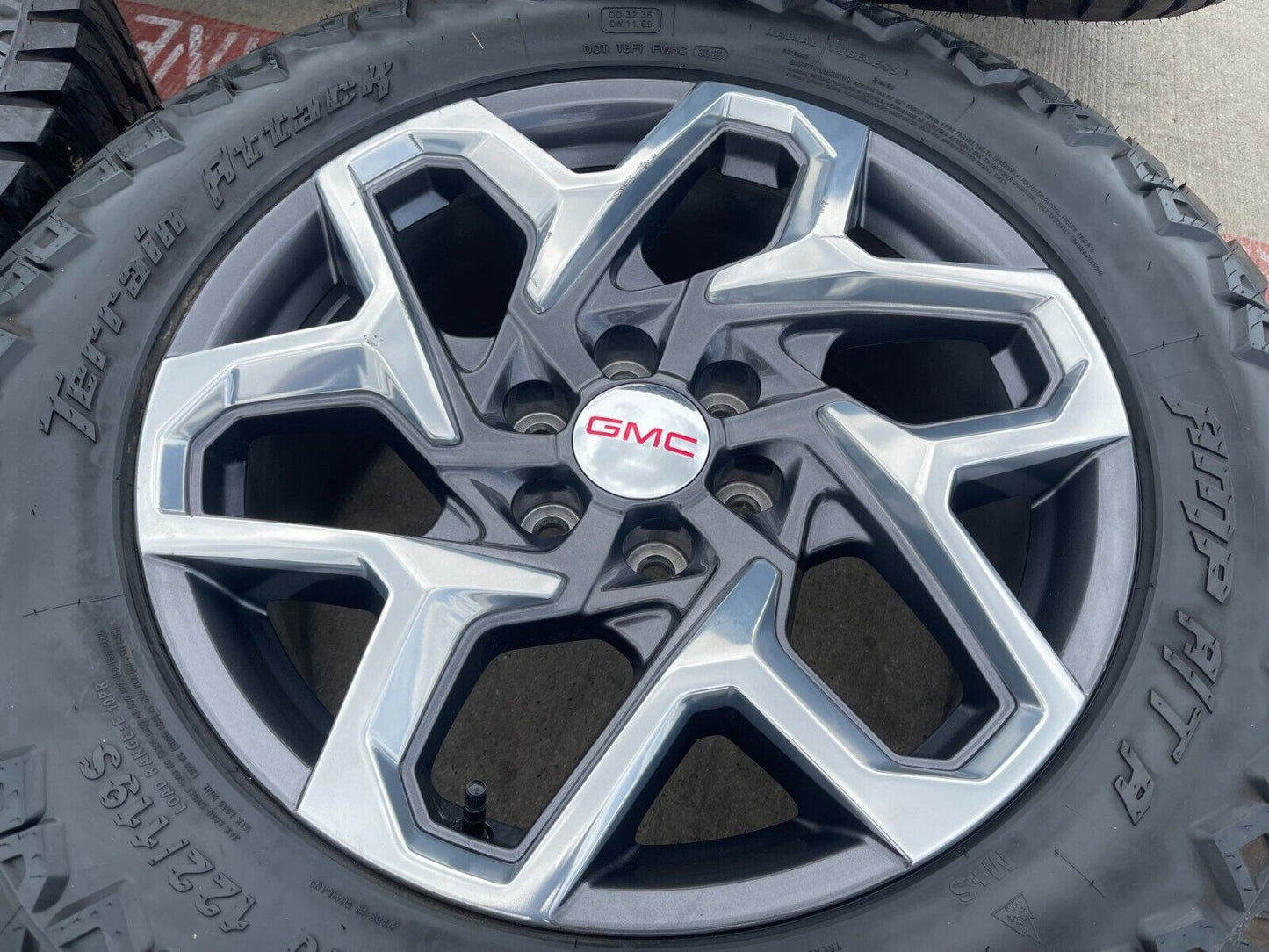20" GMC Sierra Yukon AT4 Tahoe Silverado OEM wheels rims tires 2022 2023 2024