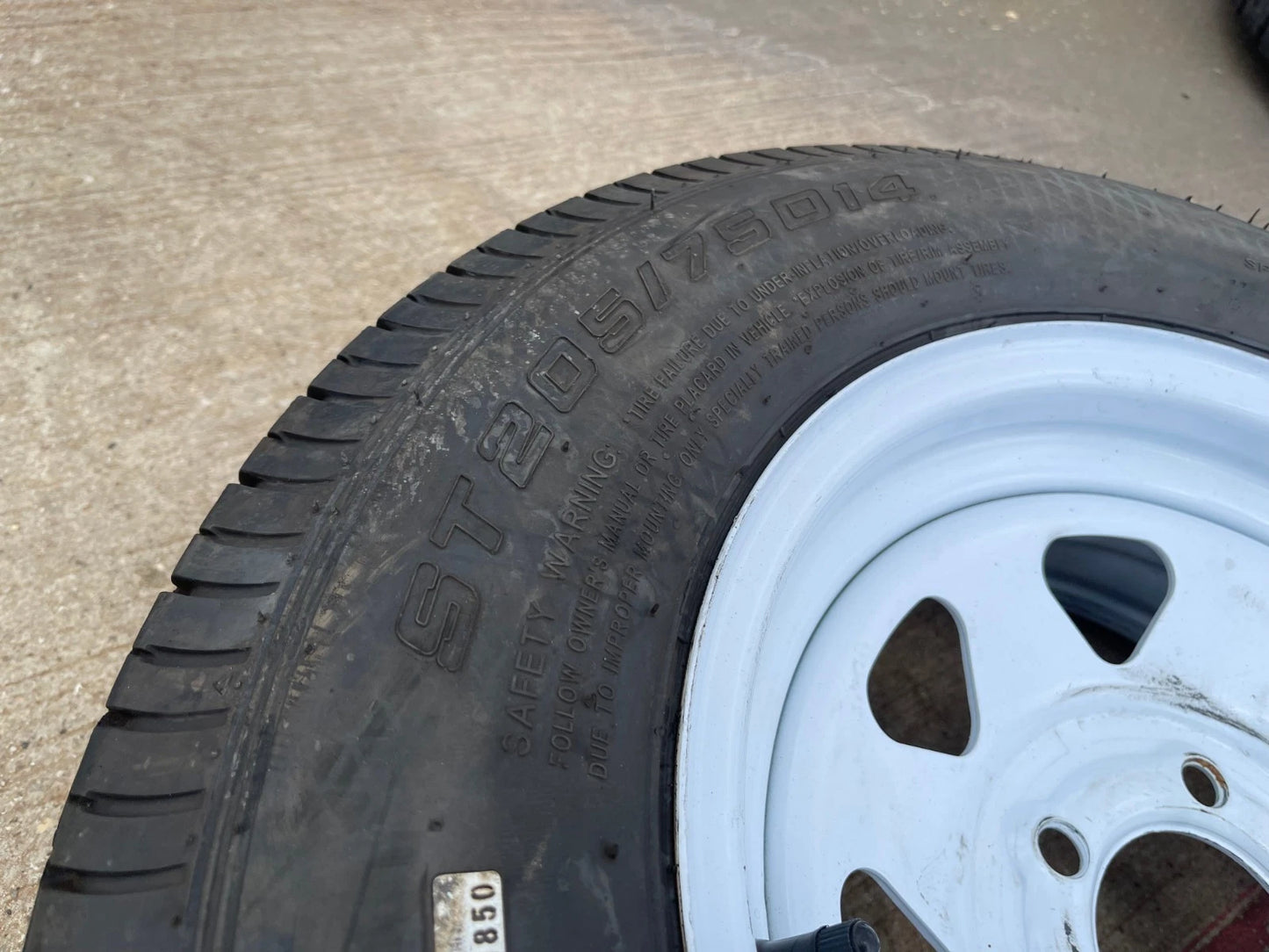 (1) 14x5.5 KWC Trailer steel wheel rim tire 5x114.3 5x4.5
