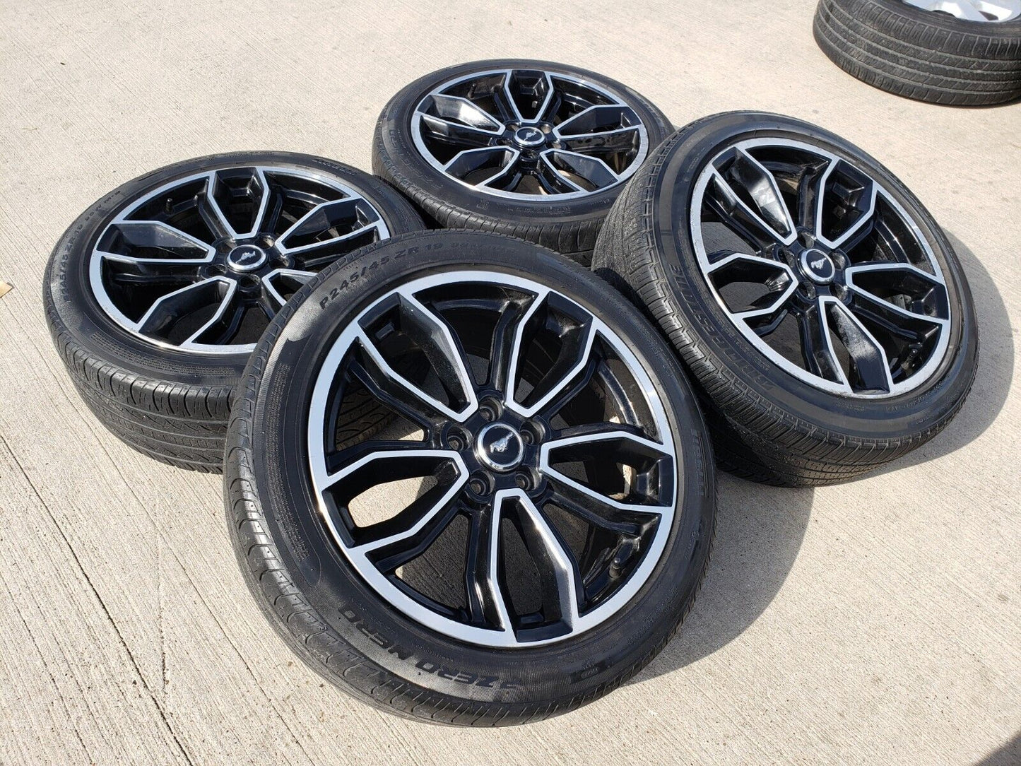 19" Ford Mustang GT OEM wheels rims 3909 tires 2013 2014 2015 2016 2019 2020