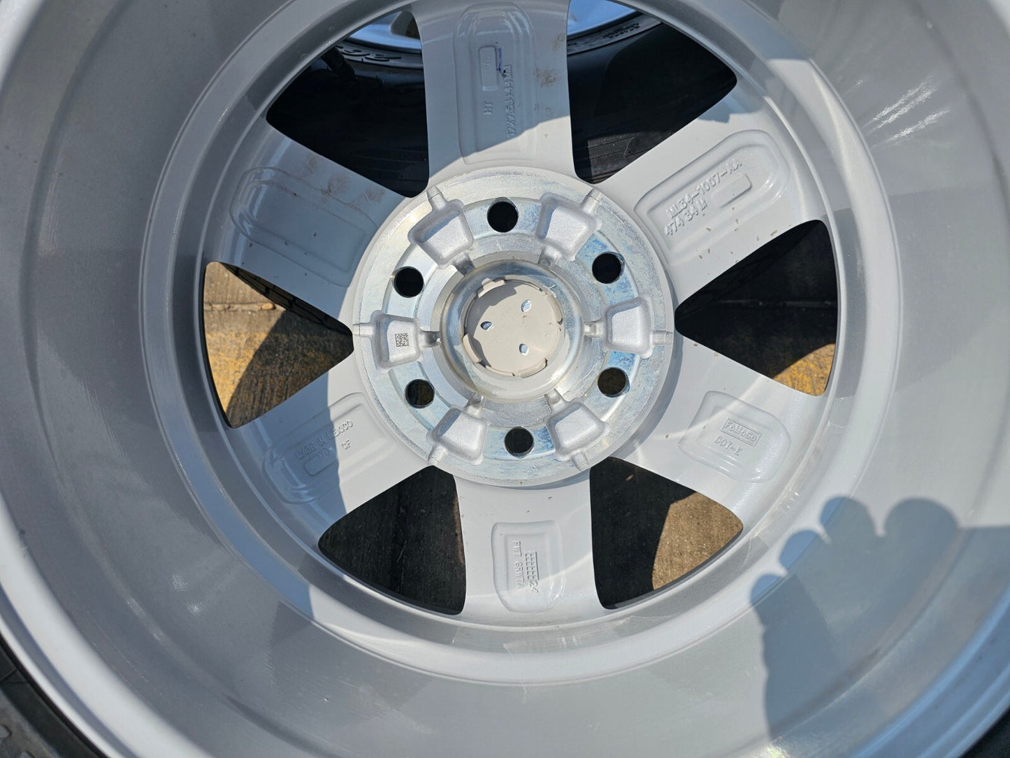 17" Ford F-150 Expedition OEM rims wheels 10339 tires 2024 2025 NEW PIRELLI A/T