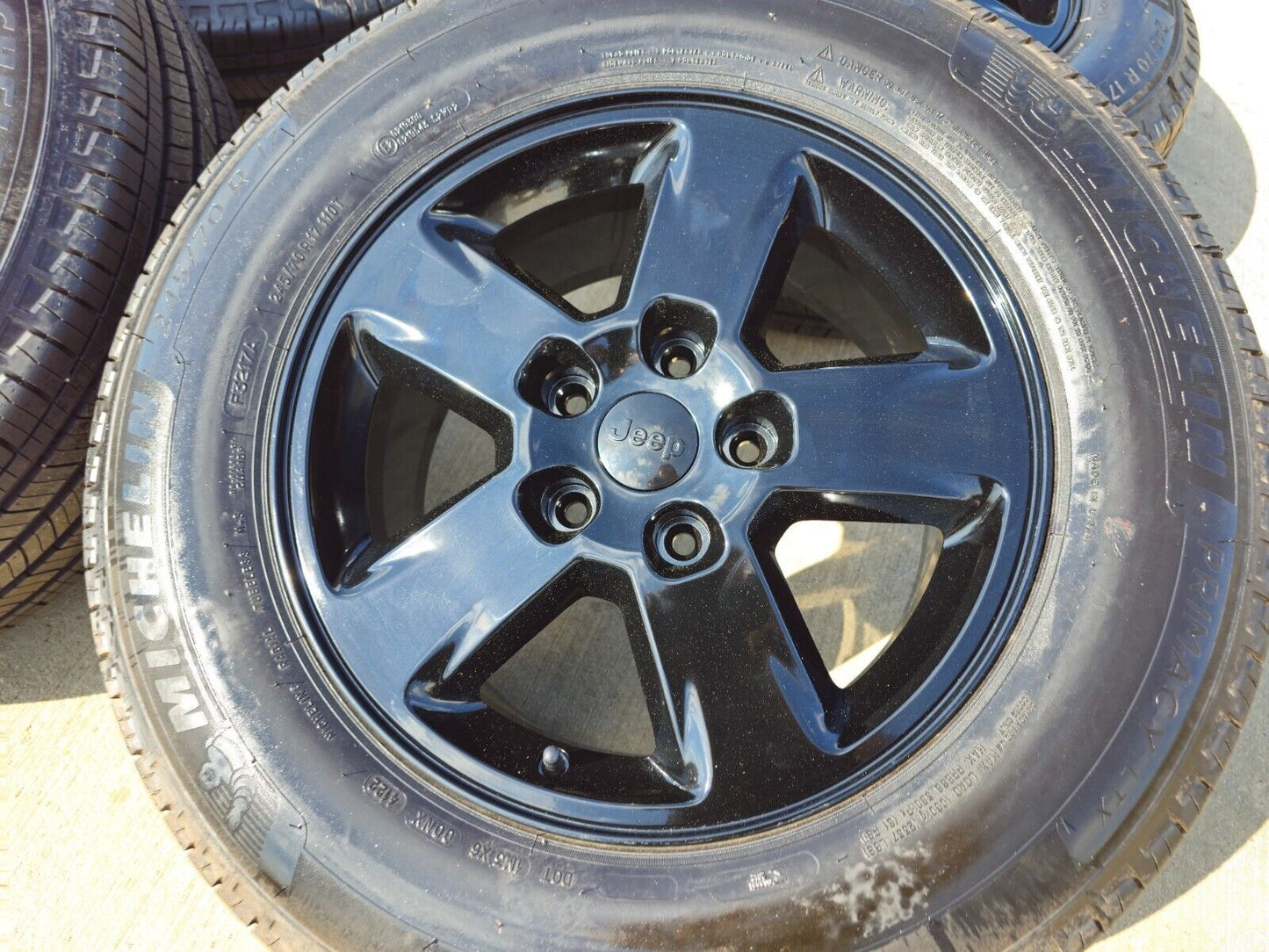 17" Jeep Grand Cherokee OEM wheels rims 9104 tires black NEW