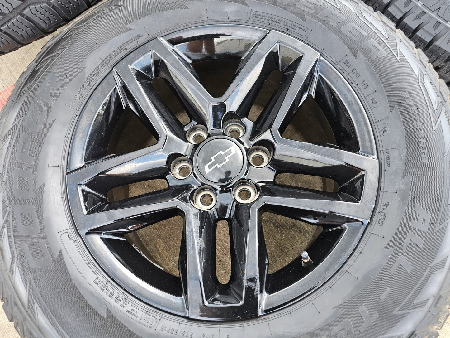 18" Chevy Silverado Tahoe Z71 ZR2 OEM 5911 wheels rims tires
