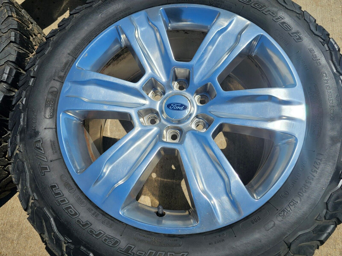 20" Ford F-150 Expedition OEM rims wheels polished 10004 tires BFG KO2 A/T