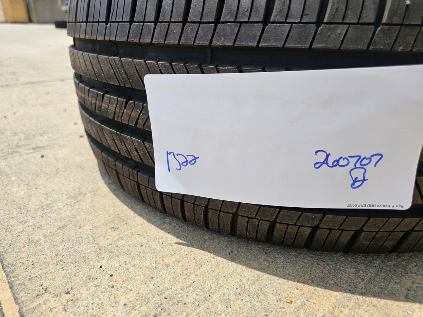 (1) 245/45/19 Goodyear Eagle Touring tire 245/45R19 98V M+S NEW