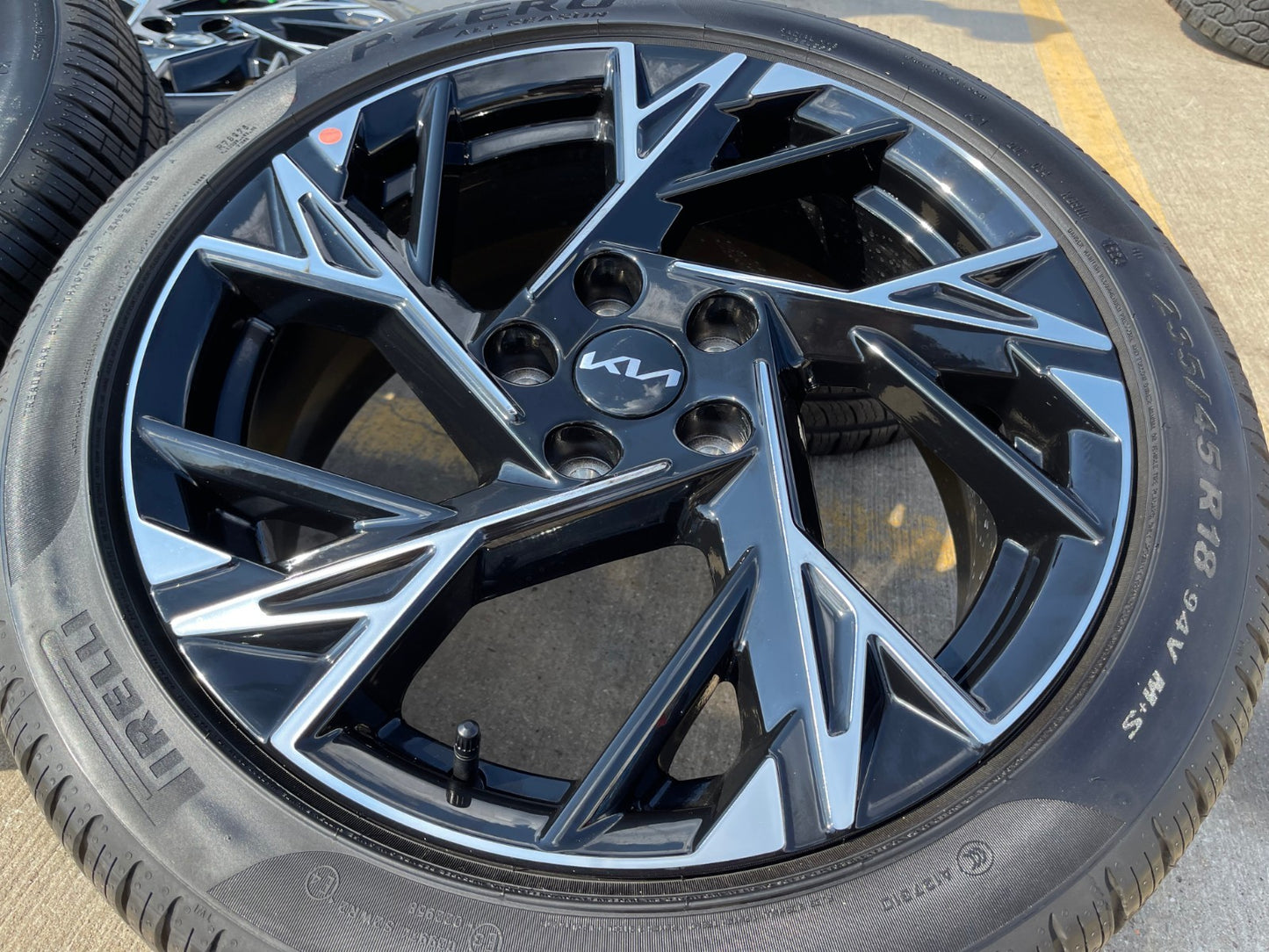 18" Kia K4 K5 OEM 95936 wheels rims Sonata Stinger Forte Optima 2025 2026 NEW