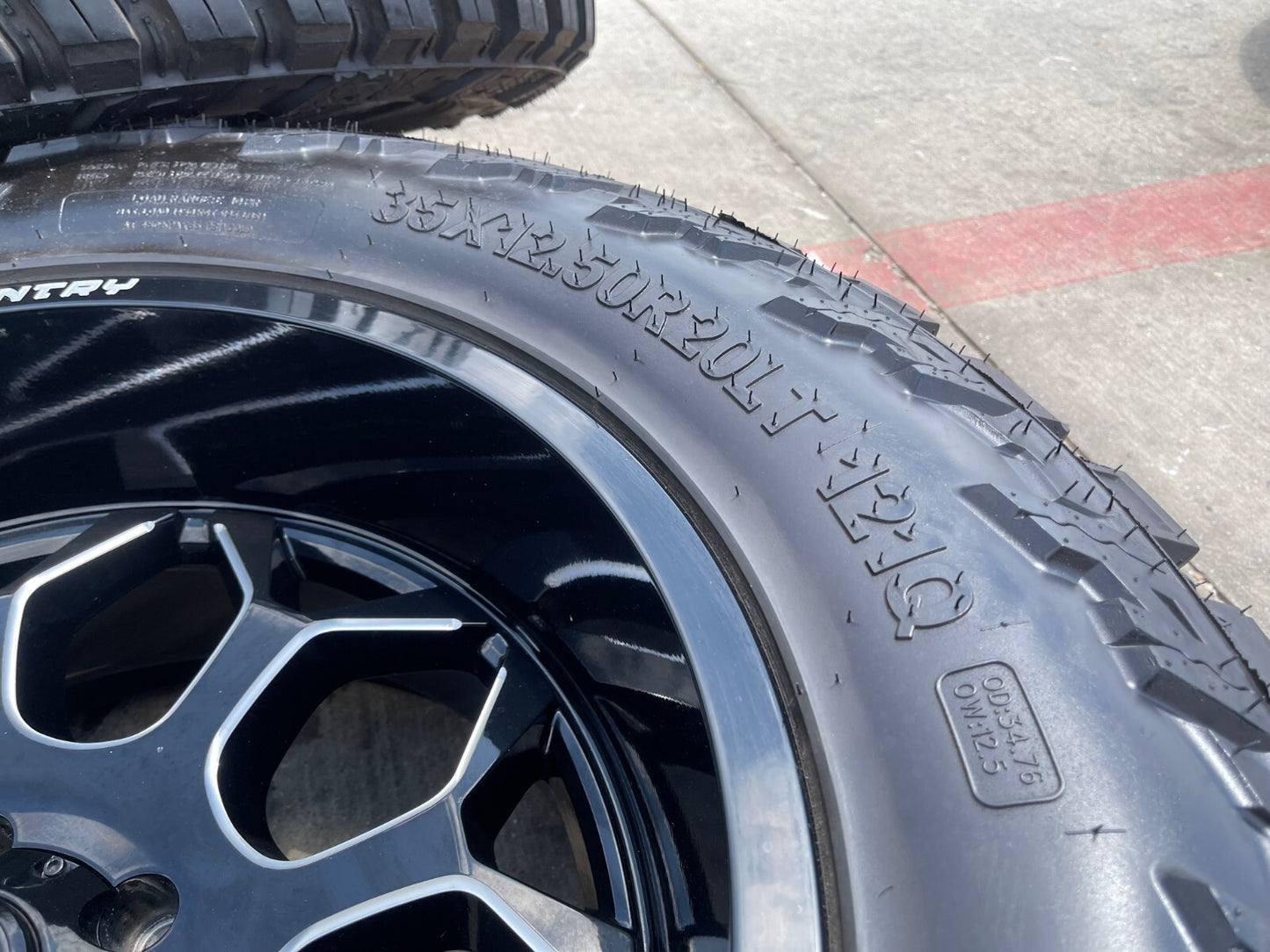 20x10 20" Rough Country 96 Series Jeep Wrangler Gladiator 5x127 5x5 wheels rims