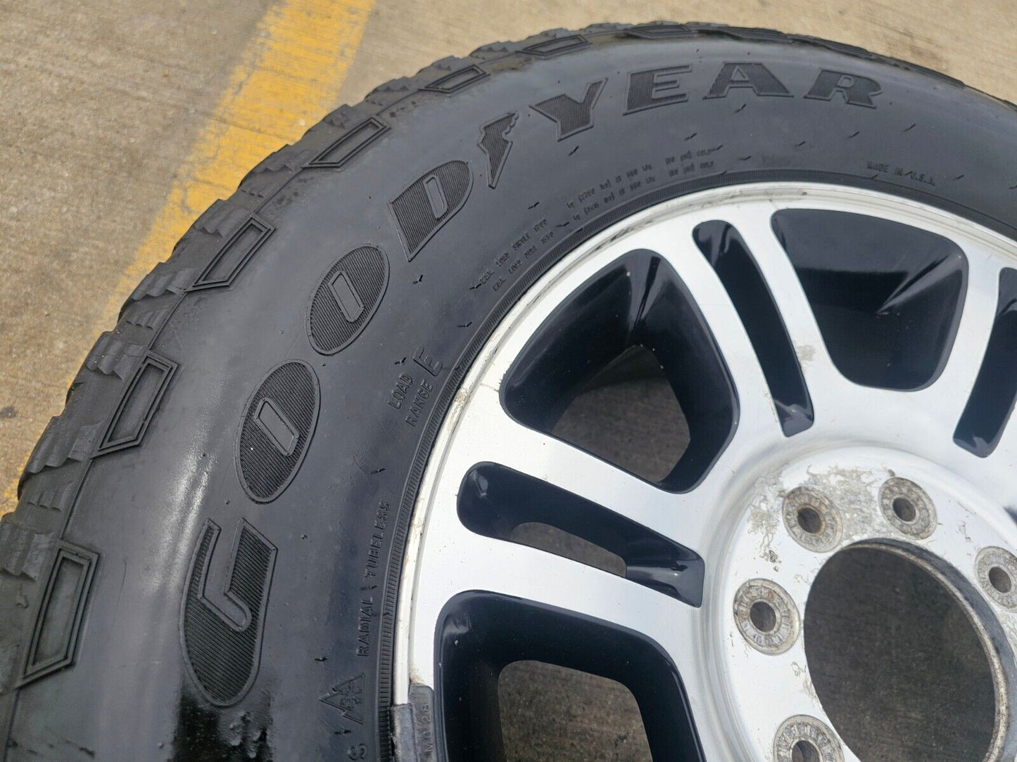 20" Ford F-250 OEM 3951 3845 rim wheel tire spare GOODYEAR