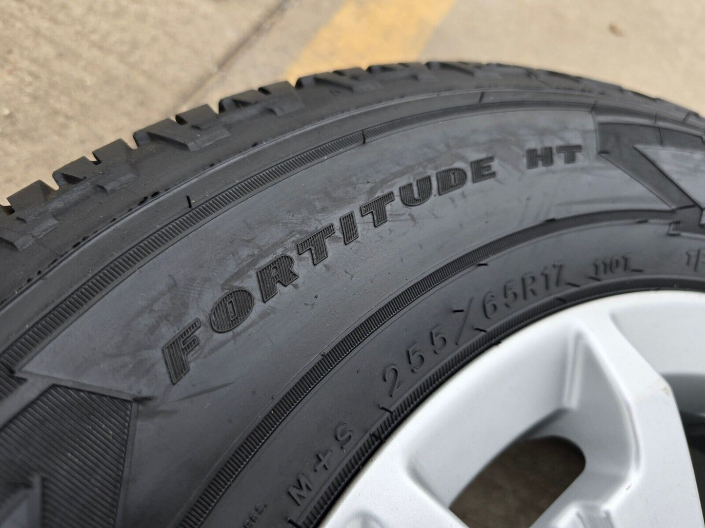 17" Chevy Colorado GMC Canyon OEM 5672 wheel rim tire 2019 2020 2021 2022 NEW