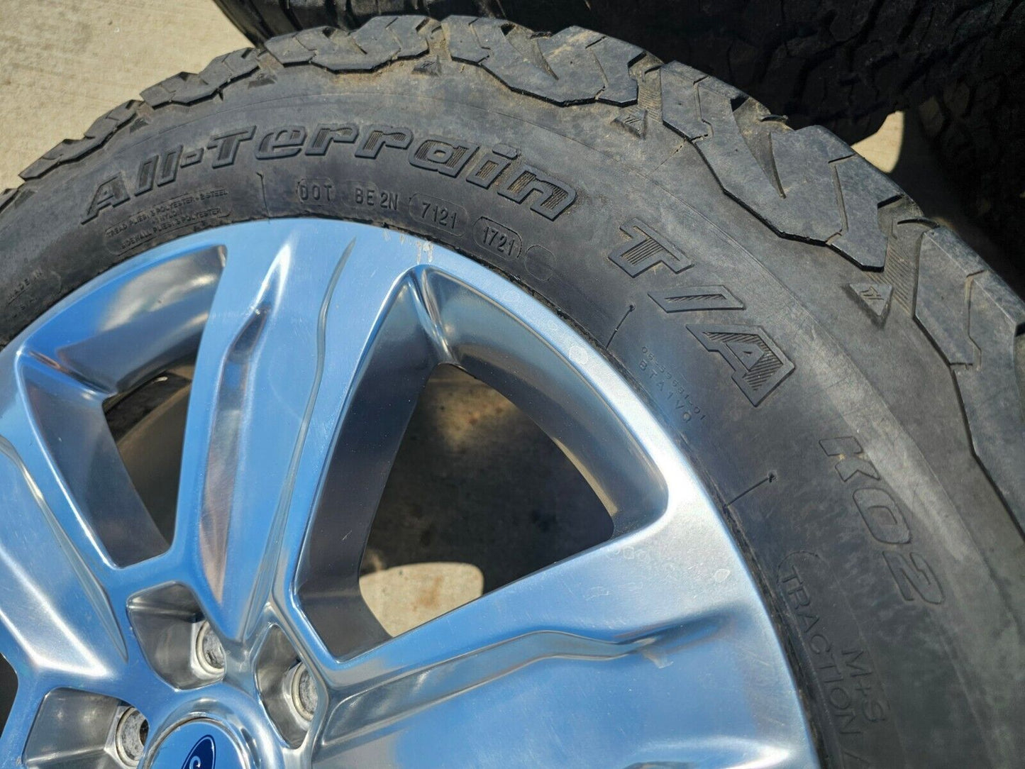 20" Ford F-150 Expedition OEM rims wheels polished 10004 tires BFG KO2 A/T
