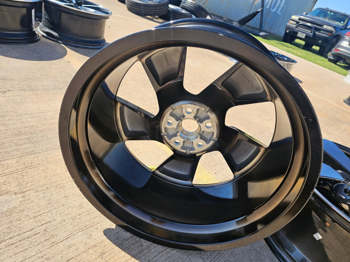 21" 21x9.5 Lucid Air OEM Grand Touring black wheel rim REAR 2023 2024 2025