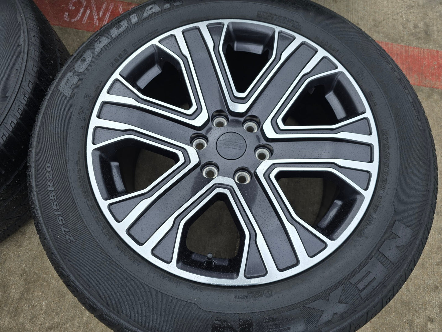 20" Jeep Grand Wagoneer OEM wheels rims 9297 Dodge Ram 1500 tires