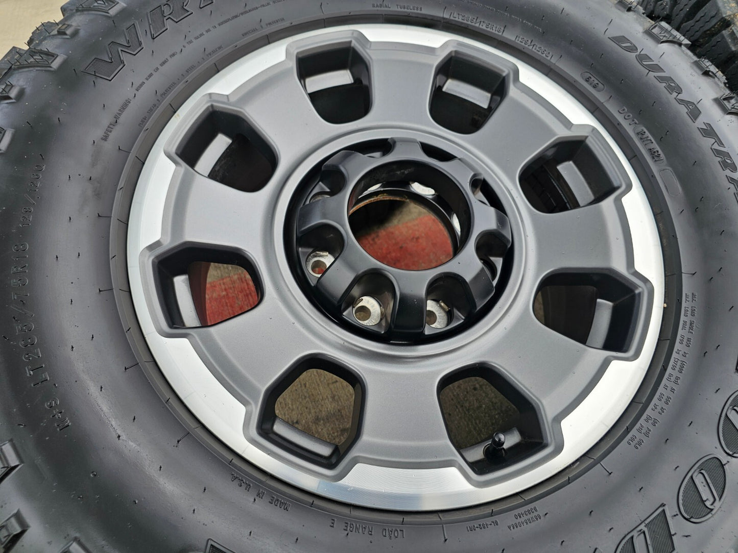 18" Ford F-250 F-350 OEM TREMOR 10482 rims wheels tires 35" GOODYEAR DURATRAC