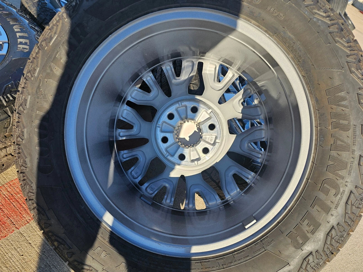 20" Chevy Silverado Z71 GMC Sierra Canyon OEM wheels rims 2024 2025 2026 NEW