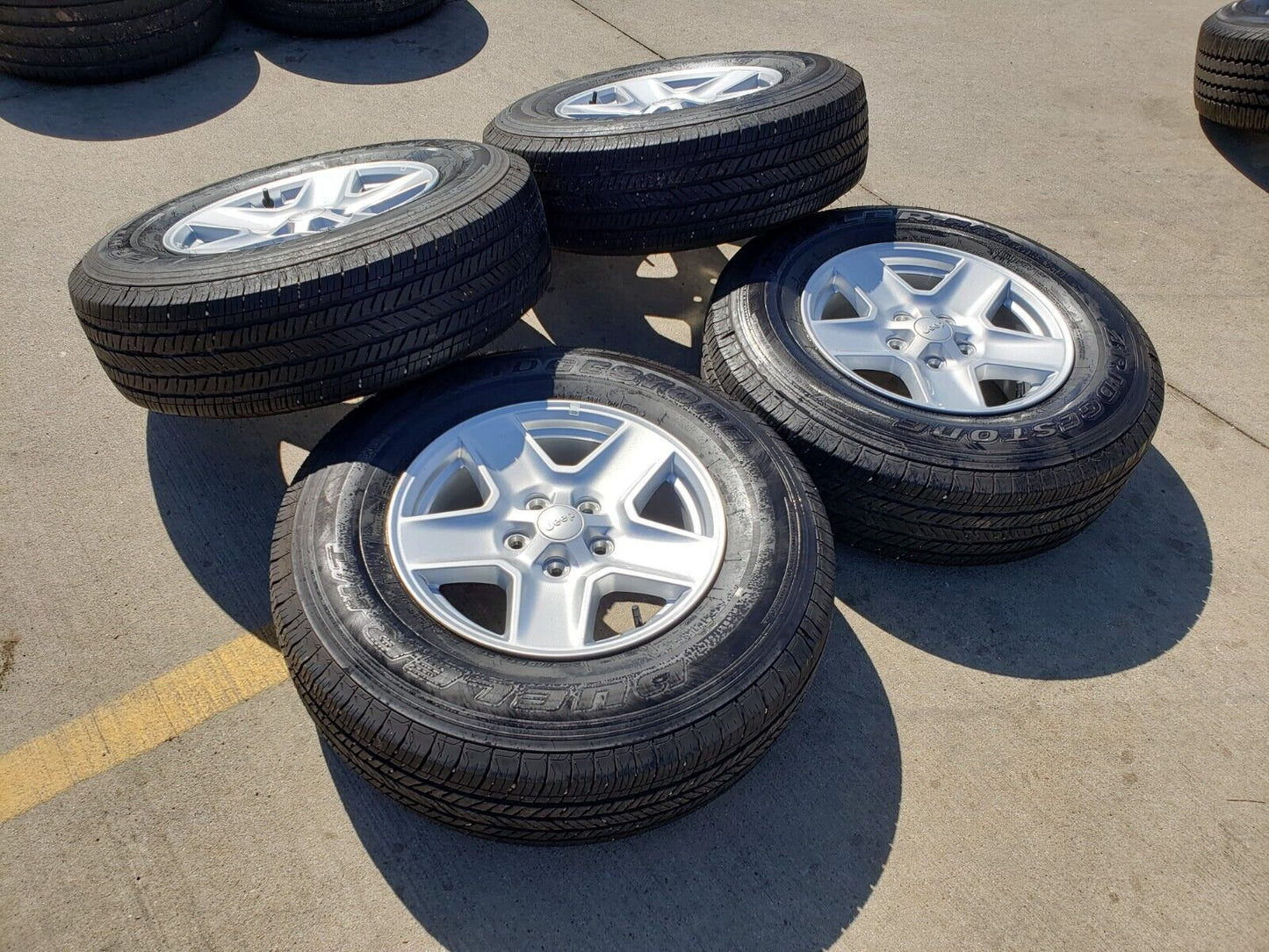 17" Jeep Gladiator SPORT OEM wheels rims tires 9235 Wrangler 2020 2021 2022 2023