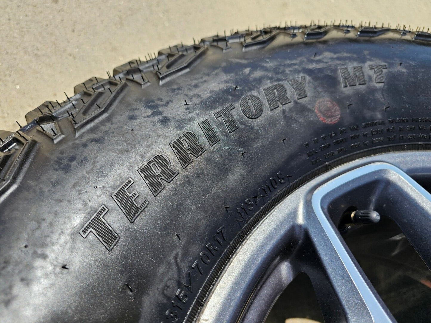 17" Ford Bronco Badlands wheels rims 95229 10387 Ranger 35" tires