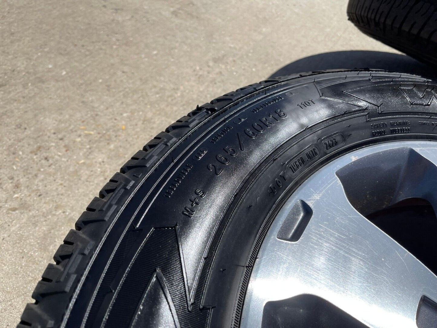 18" Ford F-150 Expedition OEM 3832 rims wheels tires GOODYEAR