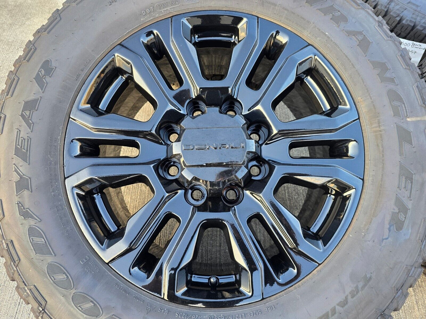 20" GMC Sierra Chevy 2500 OEM 5957 BLACK DIAMOND wheels rims 2024 2025 NEW