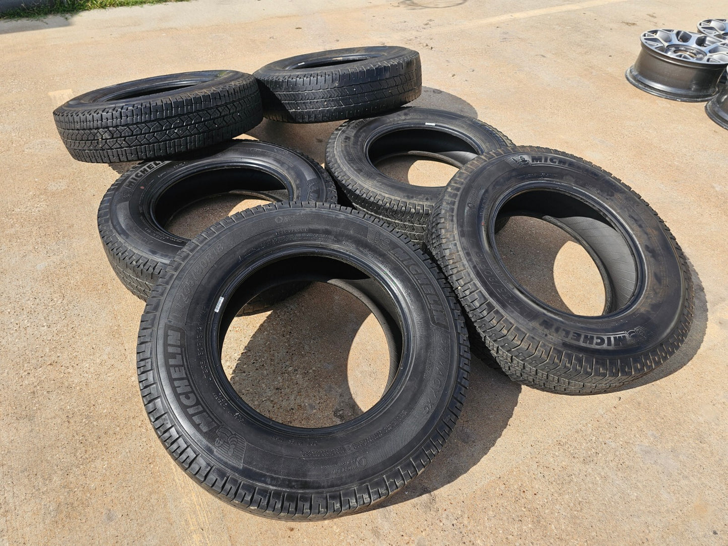 (6) 235/80/18 Michelin Primacy XC tires LT 10 ply load range E 235/80r18