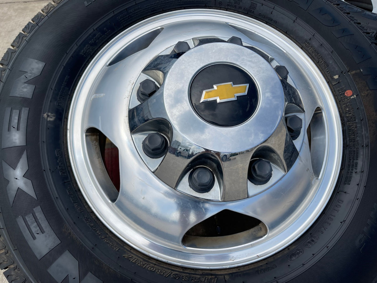 17" Chevy Silverado GMC Sierra 3500 Dually rims wheels OEM 5519 5520 8094