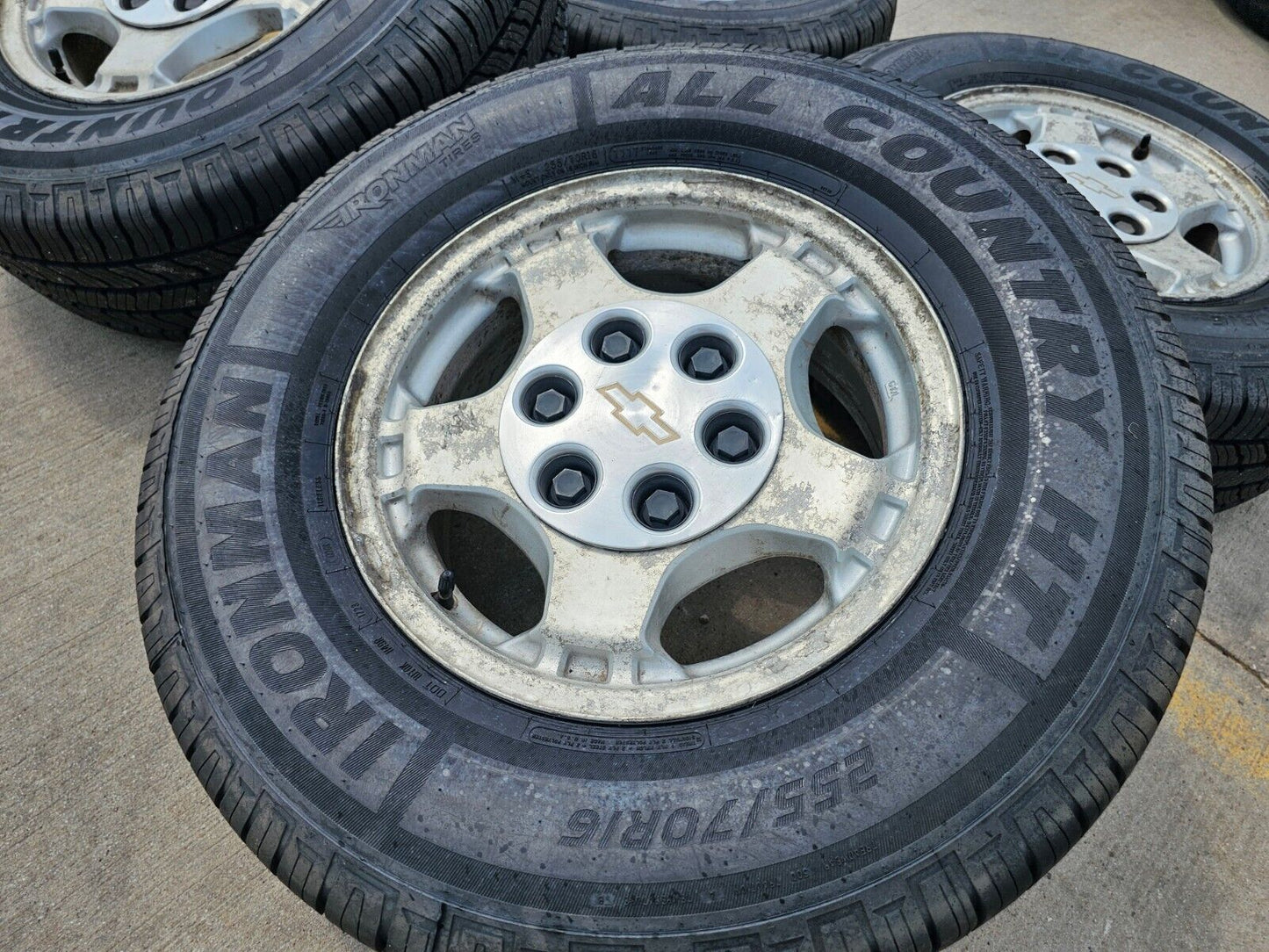 16" Chevy Silverado 1500 Tahoe OEM 5073 wheels rims 2002 2003 2004 2005 2006