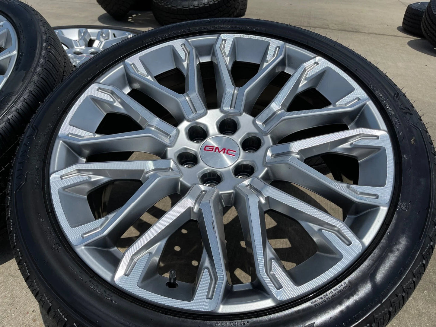 24" GMC Yukon Sierra DENALI OEM wheels rims tires 2022 2023 2024 2025 2026 NEW