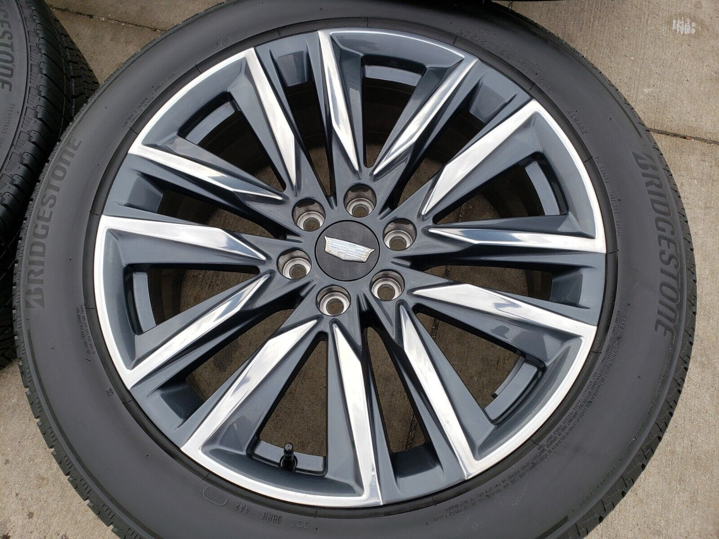 22" Cadillac Escalade OEM wheels rims 95028 GMC Sierra 2023 2024 2025 NEW