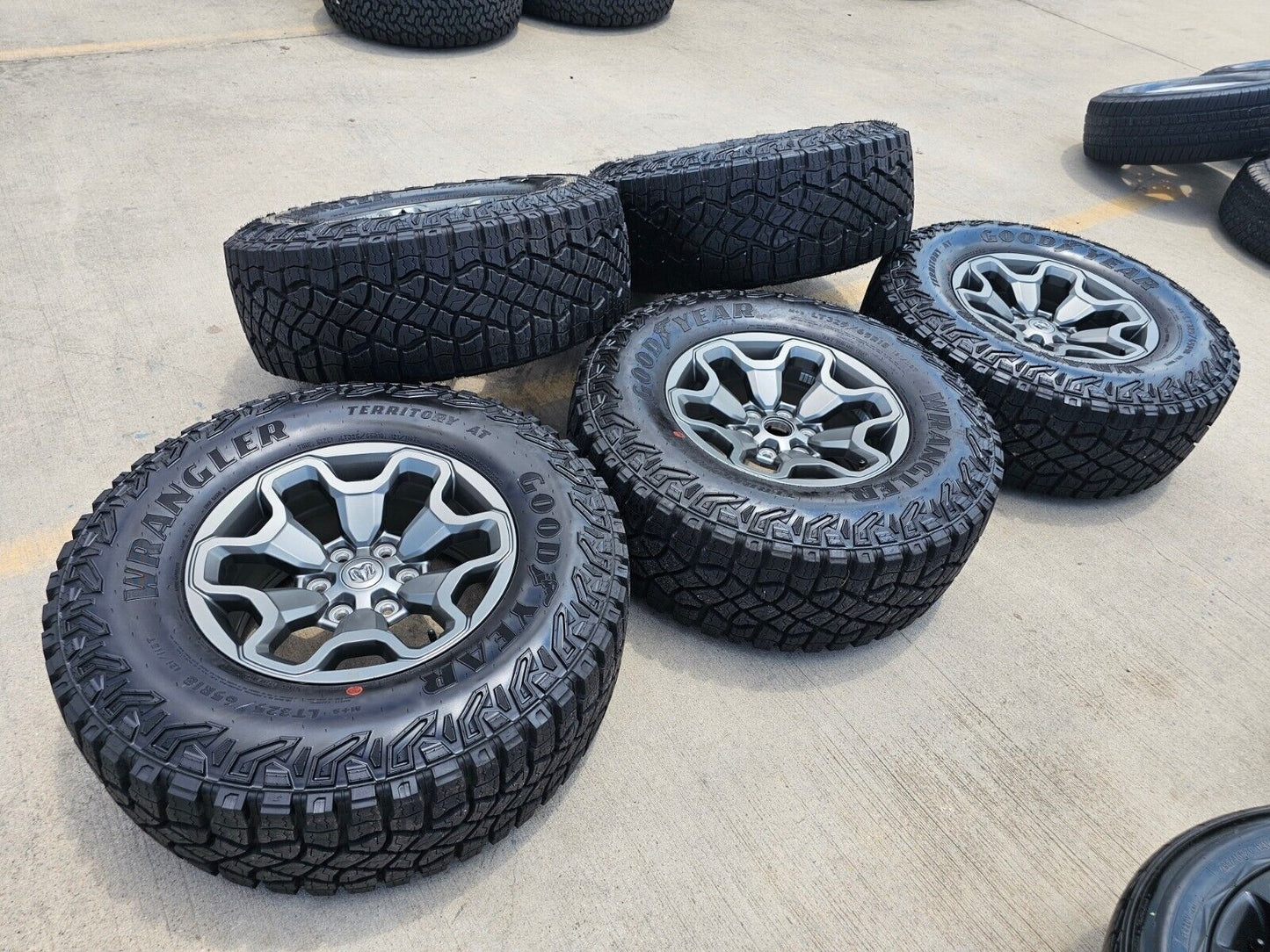 18" Dodge Ram 1500 TRX GRAY OEM 66002 wheels rims 35" tires 2023 2024 2025 NEW