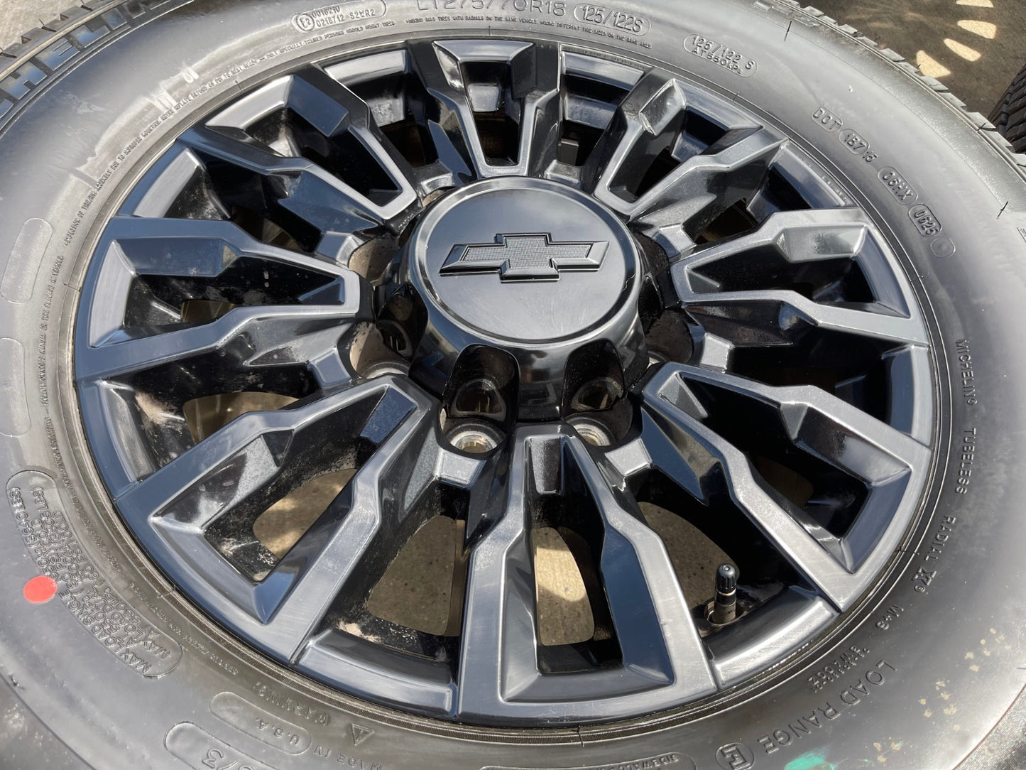 18" Chevy Silverado ALASKAN AT4X 2500 black OEM 14031 wheels rims 2024 2025 NEW