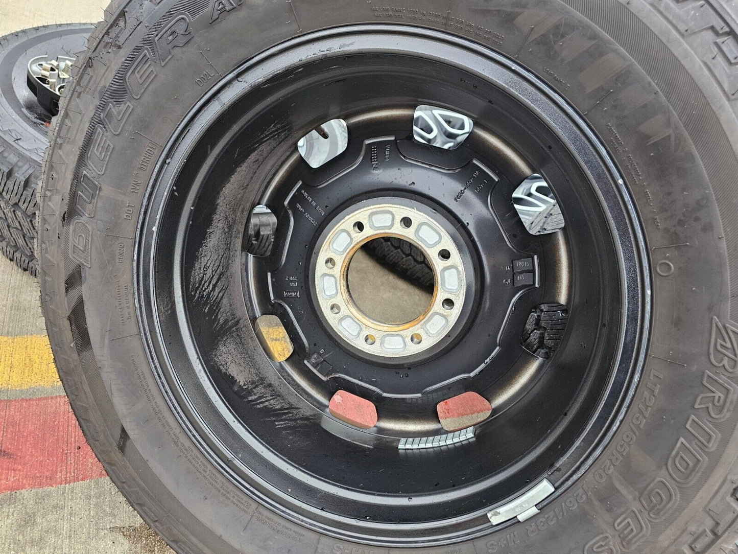 20" Ford F-250 F-350 OEM Lariat Platinum wheels rims 10486 tires