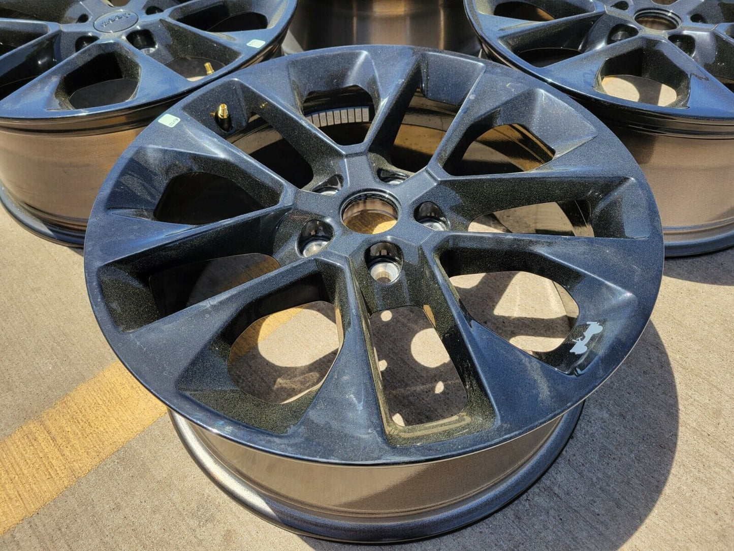 20" Jeep Wrangler HIGH ALTITUDE OEM Black wheels rims Gladiator 9262 96902