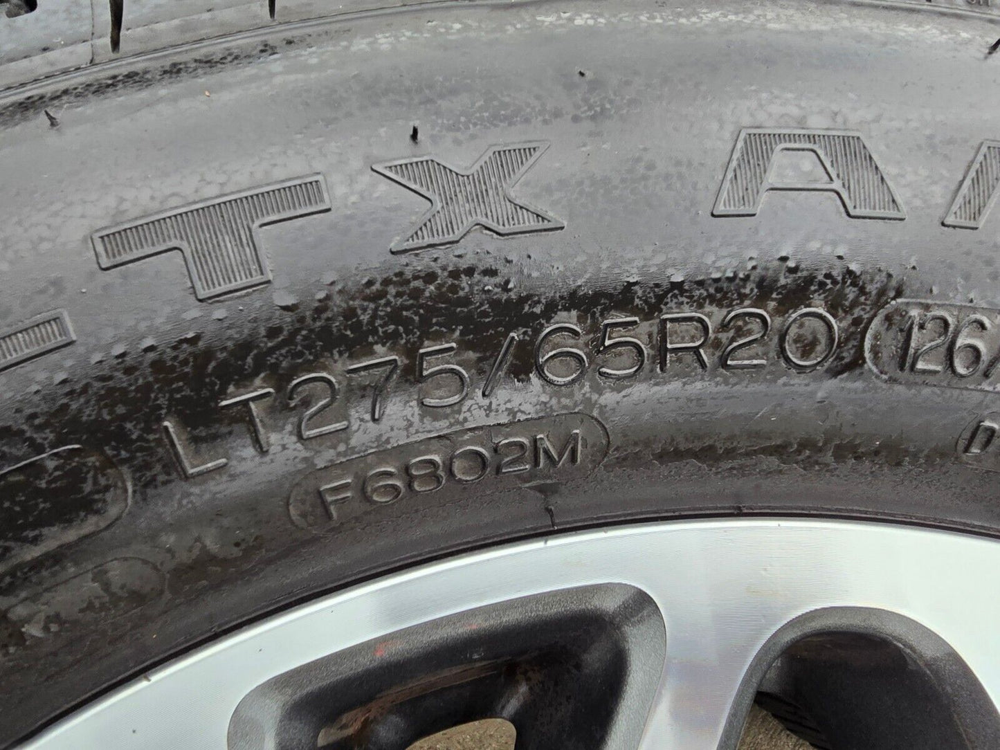 20" Ford F-250 F-350 OEM Lariat wheels rims 10292 tires 2021 2022 2023 2024 2025