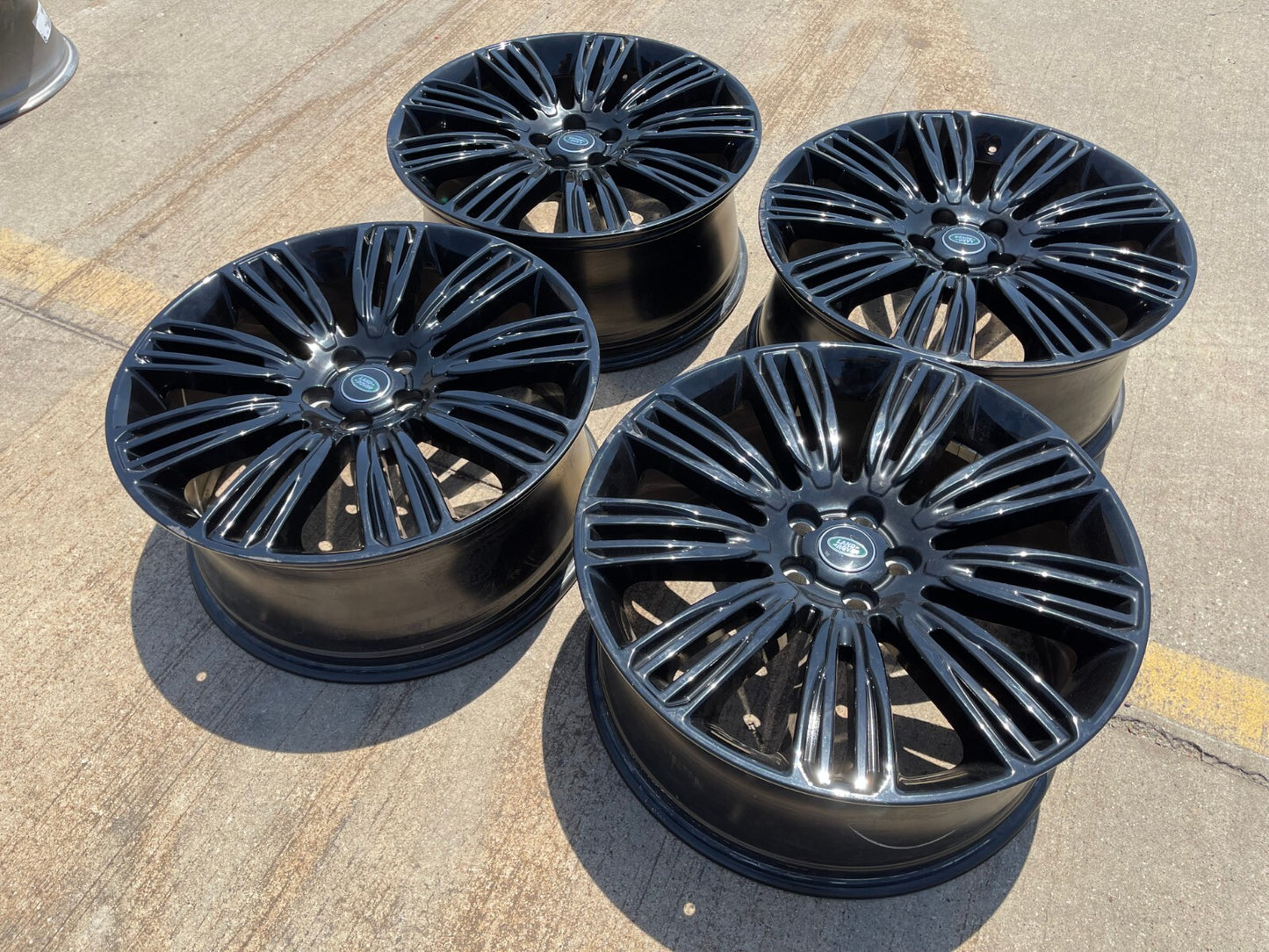 22" Land Rover Range DEFENDER OEM 72328 72331 wheels rims black