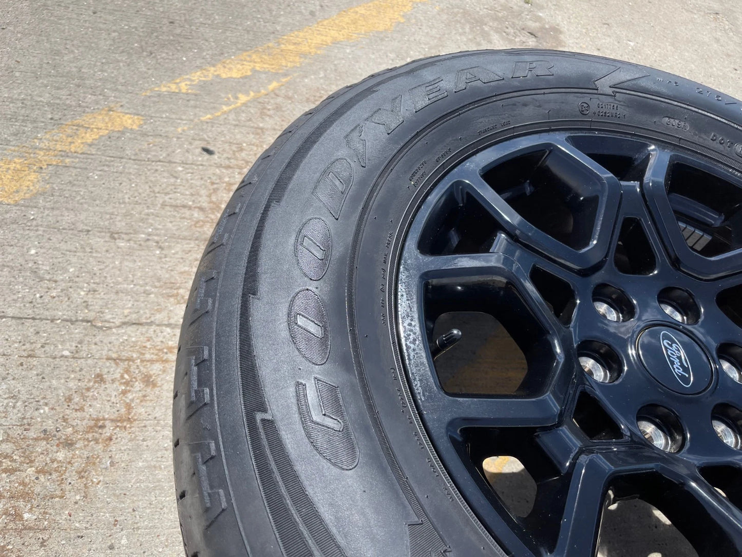 18" Ford F-150 OEM rim wheel 95049 10340 Expedition 2022 2023 2024 2025 2026