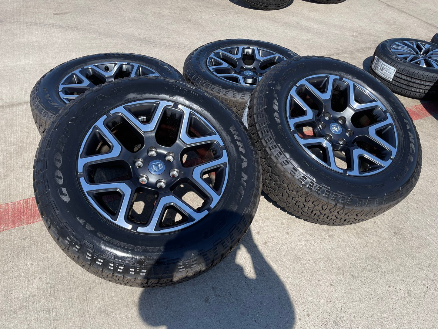 20" Dodge Ram 1500 OEM Laramie wheels rims tires 68583860AA 2024 2025 NEW